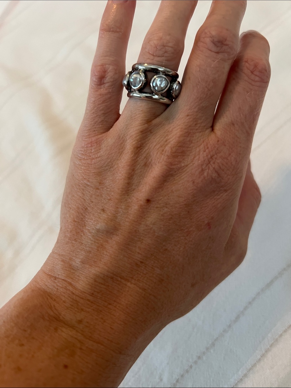 JGD Sterling Silver with Pearl Women's Ring